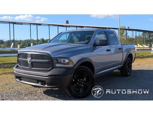 2024 RAM 1500 Classic SLT