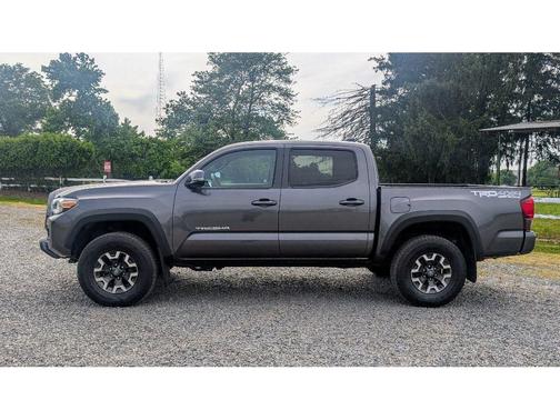 2019 Toyota Tacoma TRD Sport