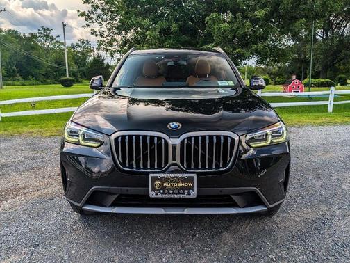 Black Sapphire Metallic 2023 BMW X3 xDrive30i