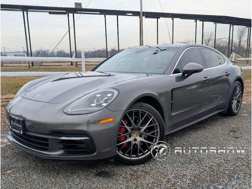 2018 Porsche Panamera 4S