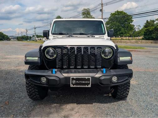 Bright White Clearcoat 2023 Jeep Wrangler 4xe Base