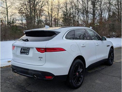 2018 Jaguar F-PACE 35t Prestige