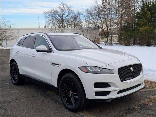 Fuji White 2018 Jaguar F-PACE 35t Prestige