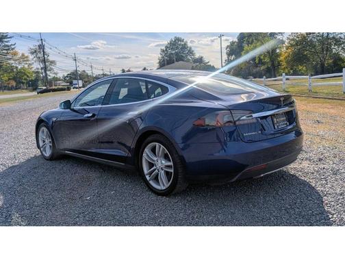2016 Tesla Model S 90D