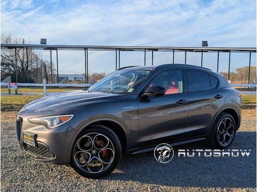 2022 Alfa Romeo Stelvio Veloce