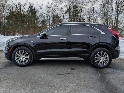 2020 Cadillac XT4 Premium Luxury