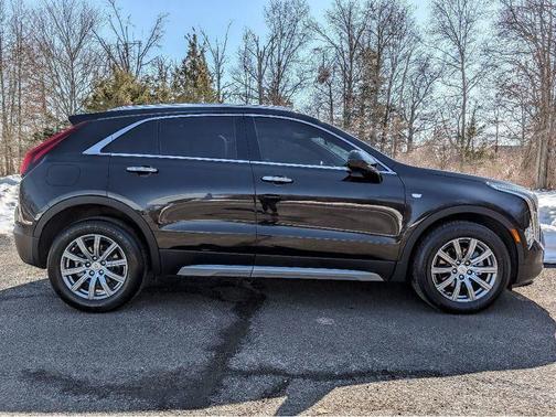 Stellar Black Metallic 2020 Cadillac XT4 Premium Luxury