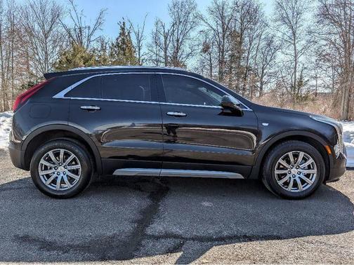 2020 Cadillac XT4 Premium Luxury