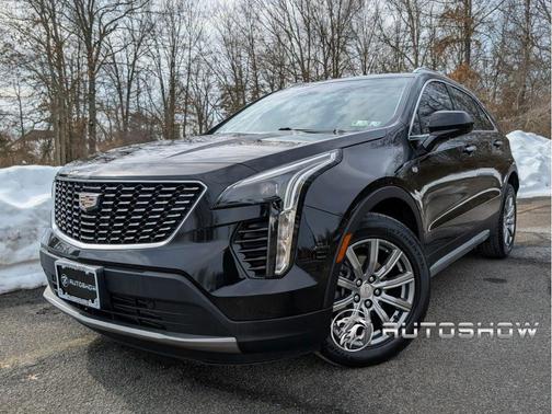 2020 Cadillac XT4 Premium Luxury