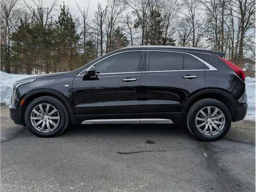 2020 Cadillac XT4 Premium Luxury