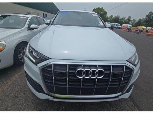 2023 Audi Q7 55 Prestige