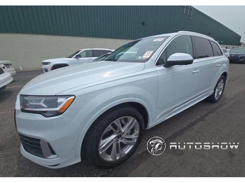 2023 Audi Q7 55 Prestige