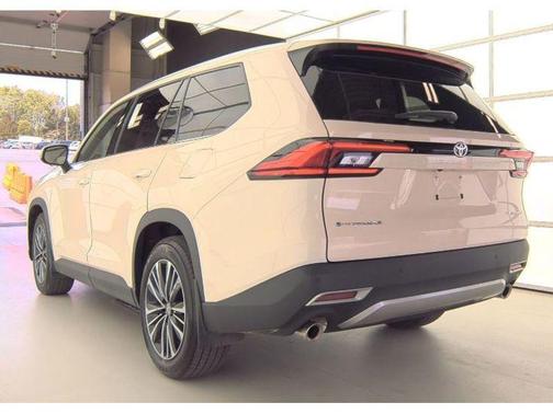 2024 Toyota Grand Highlander Hybrid