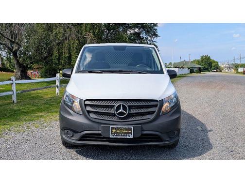 2020 Mercedes-Benz Metris Base