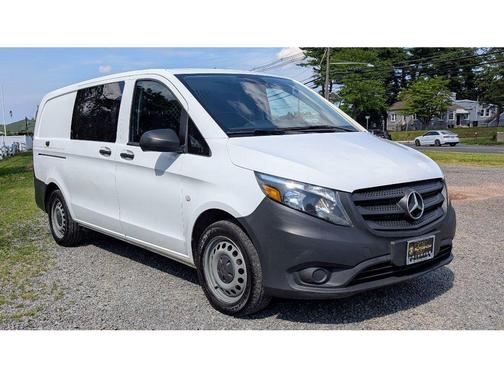 2020 Mercedes-Benz Metris Base