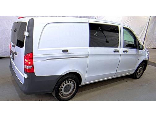 2020 Mercedes-Benz Metris Base