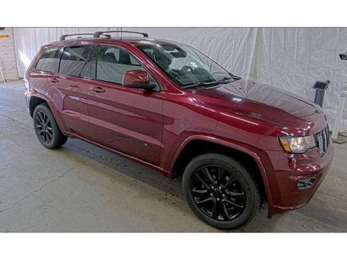 Velvet Red Pearlcoat 2018 Jeep Grand Cherokee Altitude