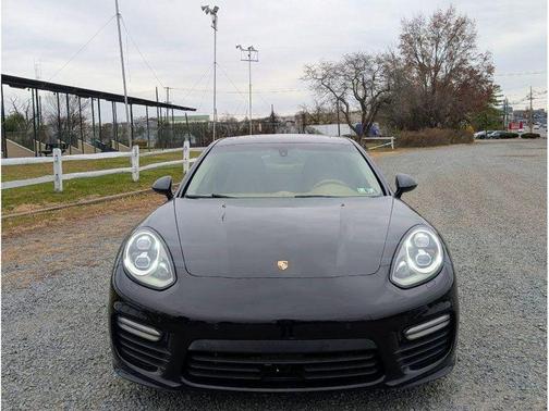 2015 Porsche Panamera Turbo