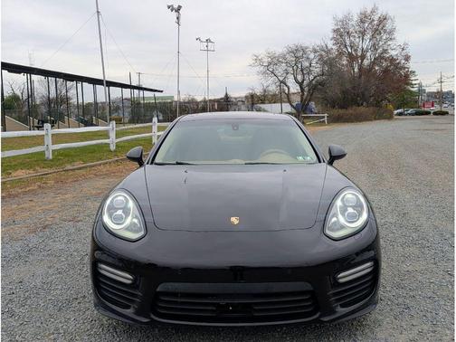 2015 Porsche Panamera Turbo