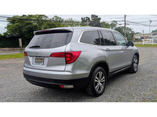 2016 Honda Pilot EX-L w/ Navigation