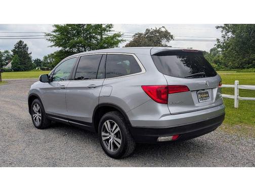 2016 Honda Pilot EX-L w/ Navigation