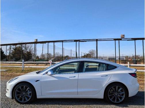 2018 Tesla Model 3 Long Range