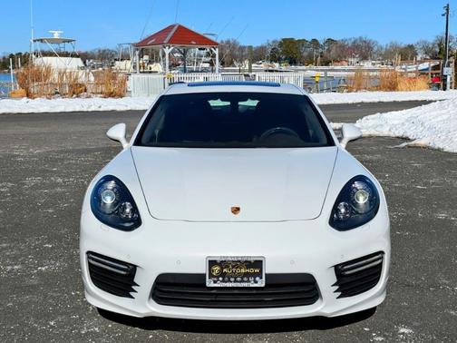 2016 Porsche Panamera GTS