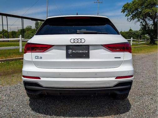 Arkona White 2024 Audi Q3 45 S line Premium