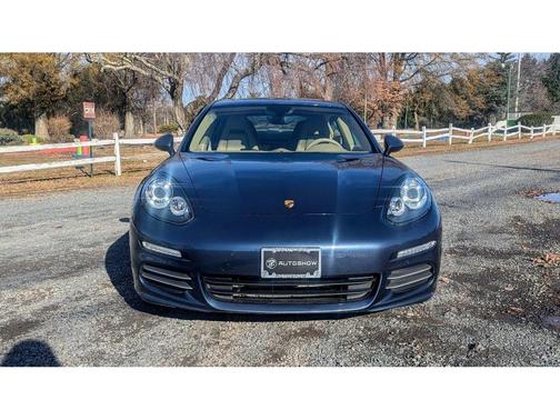 2014 Porsche Panamera 4