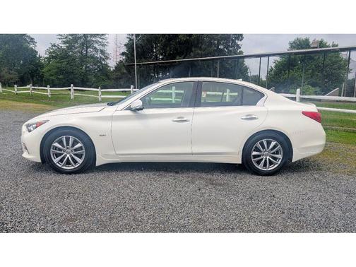 2016 INFINITI Q50 3.0T Premium