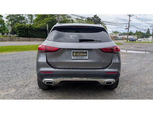 2021 Mercedes-Benz GLA 250 Base 4MATIC