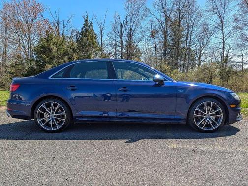 Navarra Blue Metallic 2018 Audi S4 3.0T Prestige