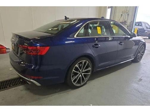Navarra Blue Metallic 2018 Audi S4 3.0T Prestige