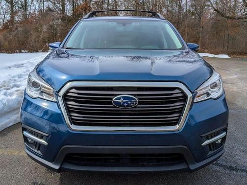2022 Subaru Ascent Limited 8-Passenger