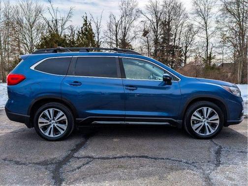 2022 Subaru Ascent Limited 8-Passenger
