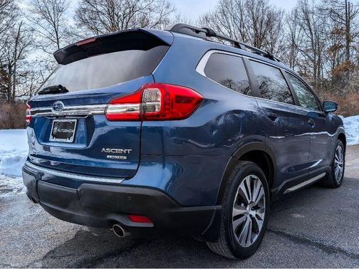 2022 Subaru Ascent Limited 8-Passenger