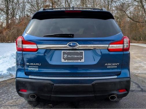2022 Subaru Ascent Limited 8-Passenger