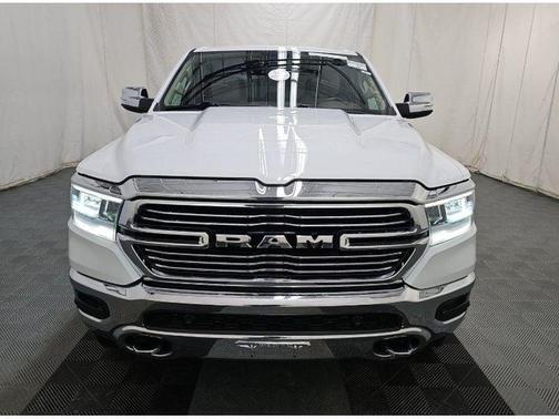 Bright White Clearcoat 2020 RAM 1500 Laramie