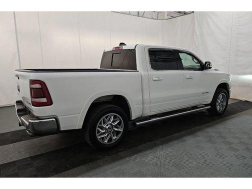 Bright White Clearcoat 2020 RAM 1500 Laramie