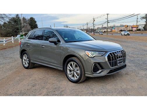 2023 Audi Q3 45 S line Premium