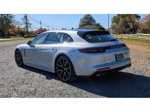 2018 Porsche Panamera 4S