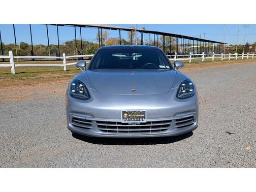 2018 Porsche Panamera 4S