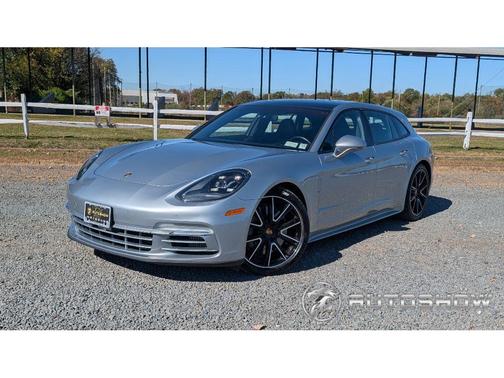 2018 Porsche Panamera 4S