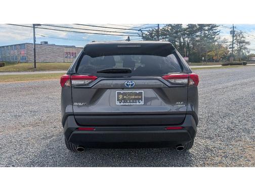 2020 Toyota RAV4 Hybrid XLE