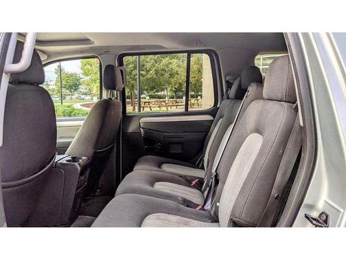 2005 Mercury Mountaineer for sale in Somerset, NJ - image 15