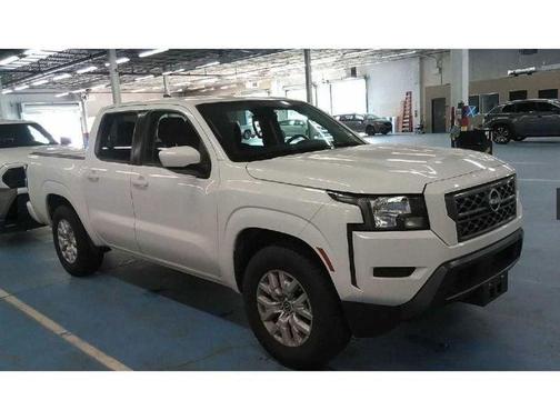 Glacier White 2023 Nissan Frontier SV
