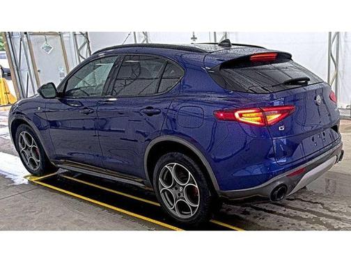2022 Alfa Romeo Stelvio Ti