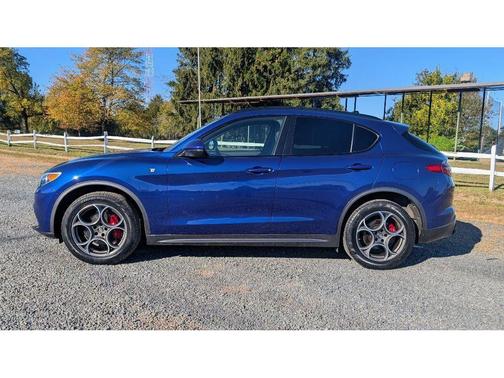 2022 Alfa Romeo Stelvio Ti