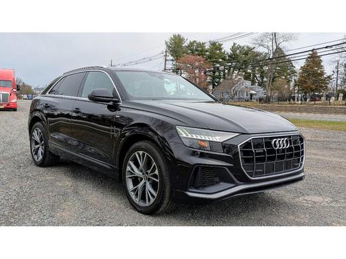 2021 Audi Q8 55 Prestige