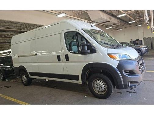 Bright White Clearcoat 2026 RAM ProMaster 2500 High Roof